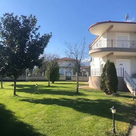 Villa Luxury In Pierias